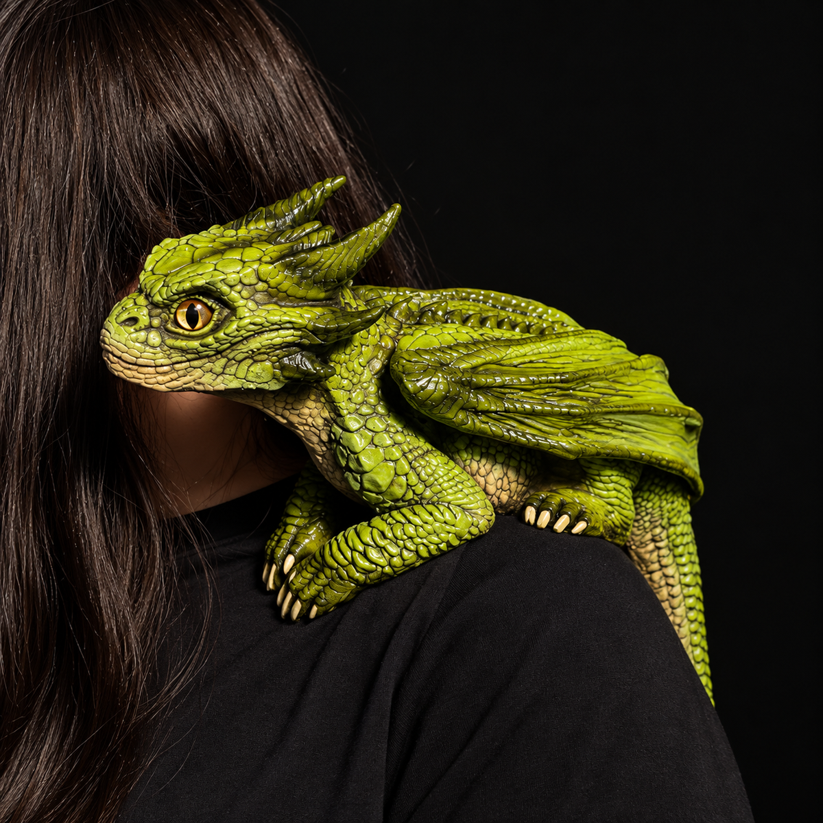 Dragón de Hombro 3D Ultra Realista: Esculpido a Mano y Personalizado para Ti