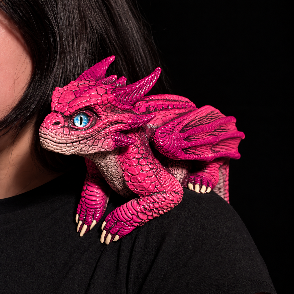 Dragón de Hombro 3D Ultra Realista: Esculpido a Mano y Personalizado para Ti