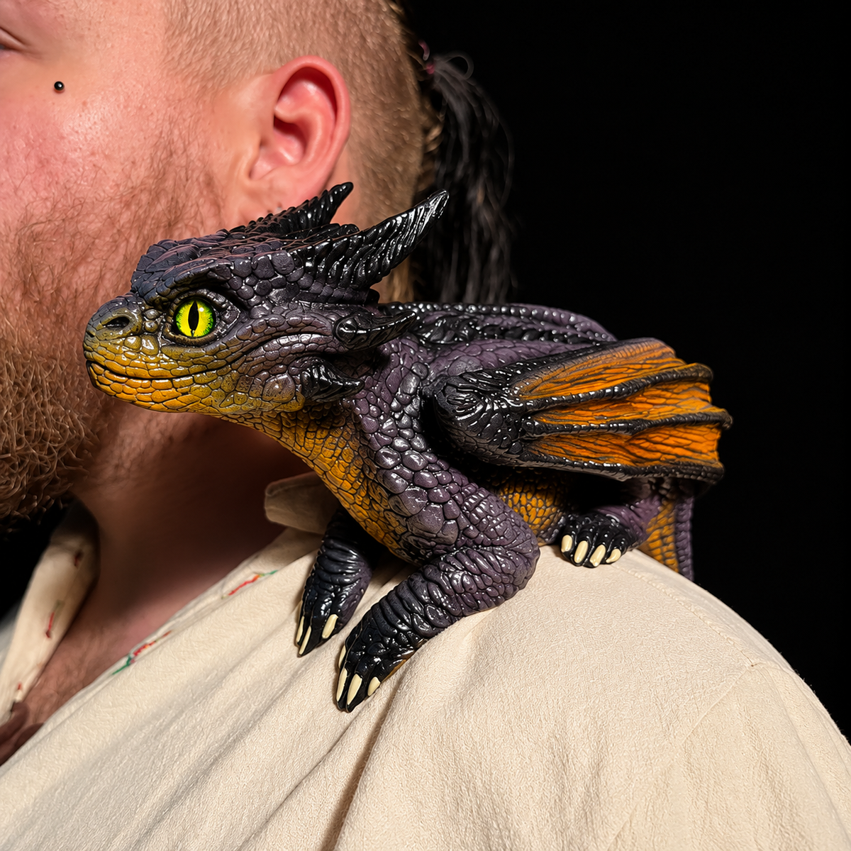 Dragón de Hombro 3D Ultra Realista: Esculpido a Mano y Personalizado para Ti